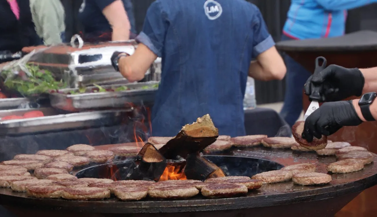 Barbecue-IJzeren-Man-Vught
