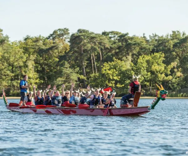 Drakenboot-varen-Brabant