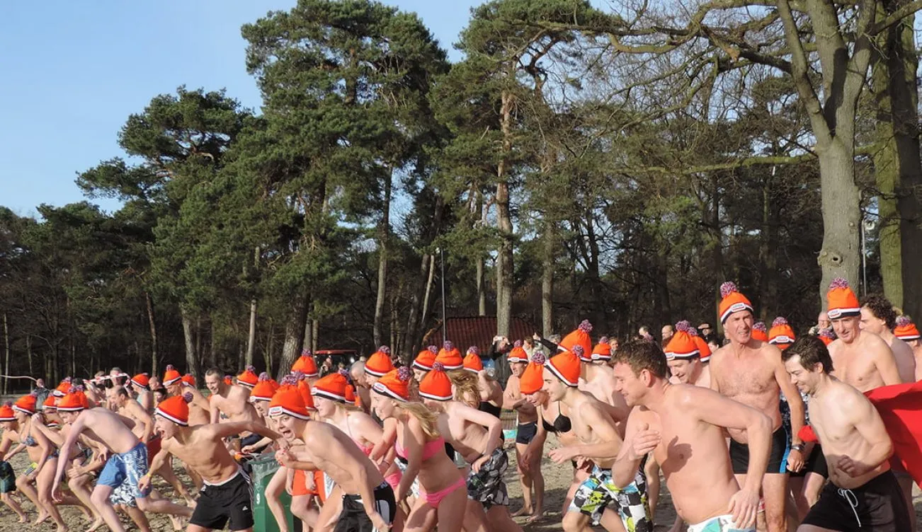 Nieuwjaarsduik bij IJzeren Man Vught