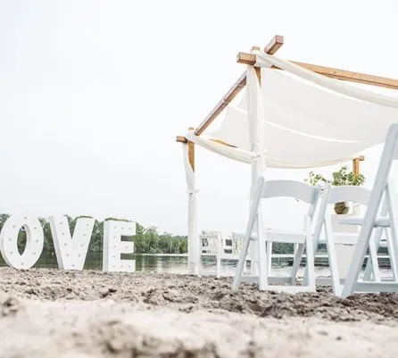 Strandpaviljoen-trouwlocatie